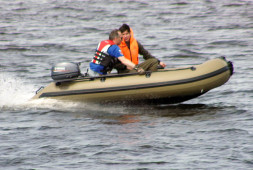 Лодка Badger DL370OLAL